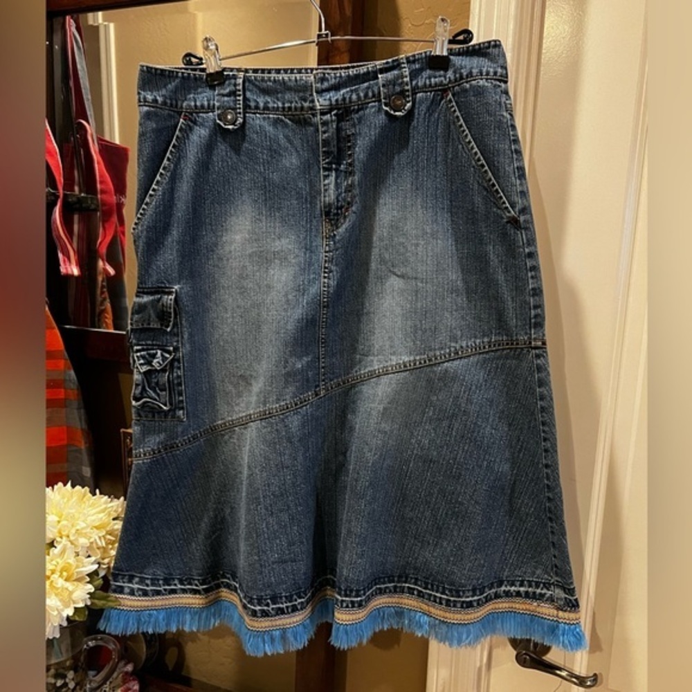 Gloria Vanderbilt Medium Denim Jean Midi Skirt Long Waist Pockets & Geometric